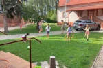 2025 08